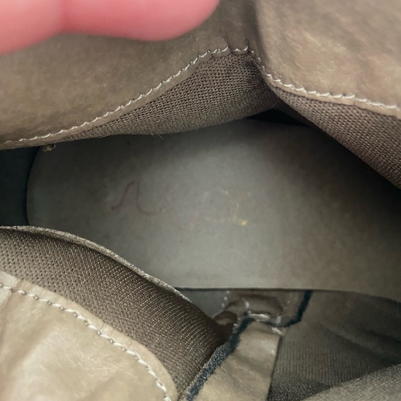 Sugar women’s tan faux suede tied bow ankle booties size 8.5 - Picture 6 of 8